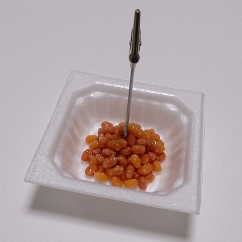 食品サンプル☆納豆パック入り☆メモスタンド