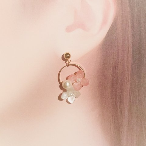 紫陽花のピアス(ピンク)