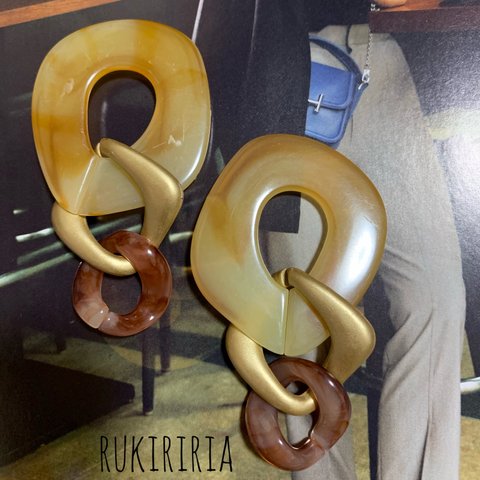 RUKIRIRIA #330 クリアオレンジ×ゴールド チェーンピアス  大ぶりピアス 大ぶりイヤリング 