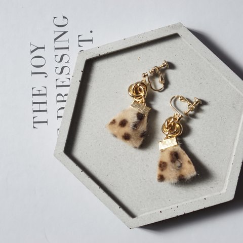 leopard earring
