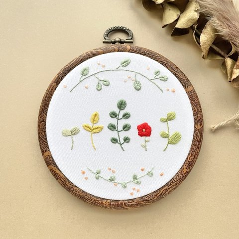 季節の刺繍飾り「spring-2-」