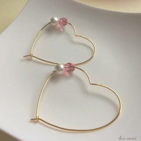 ハートのフープピアス