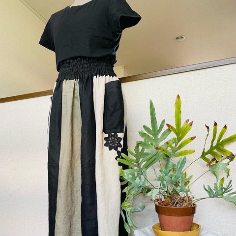 今週末SALE❣️夏の涼しいスカート　バイカラー　リネン100%  ロングスカート　黒　生成り　カーキ