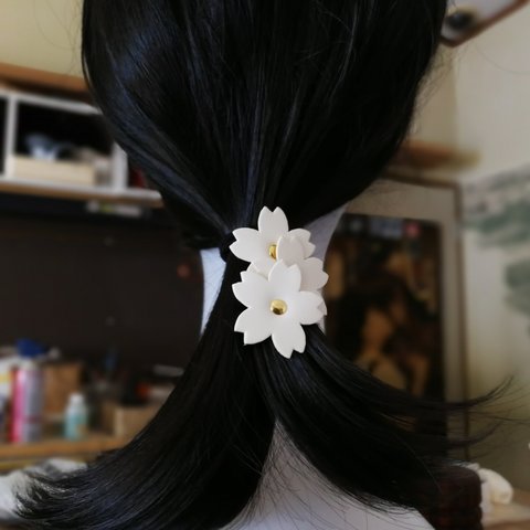 桜 の ヘアゴム