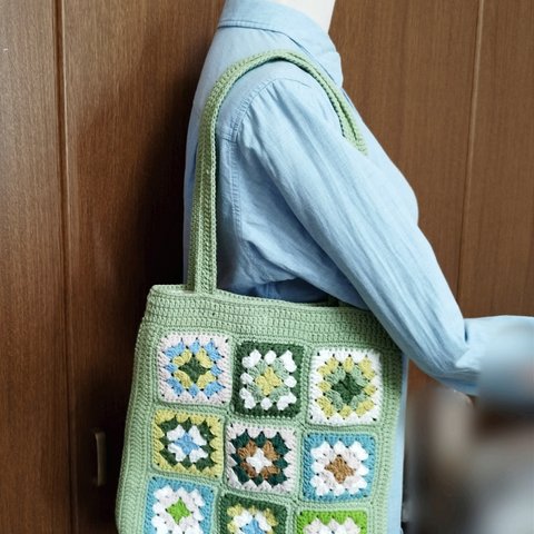 ハンドメイド　トートバッグ　編み物