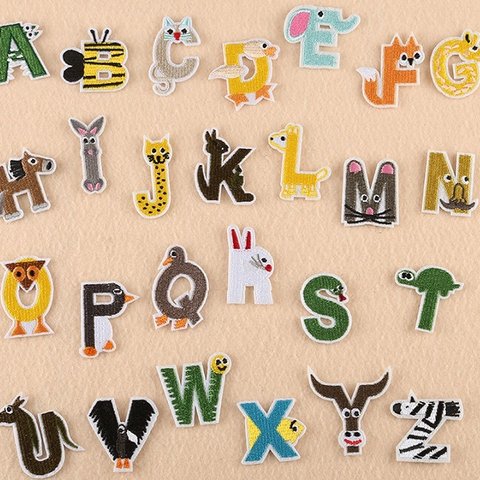 1枚 アルファベット 英文字 動物 ワッペン 入園 入学 アップリケ 刺繍 アイロンワッペン デザイン選択自由