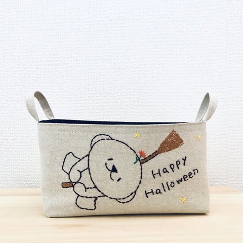 ハロウィンのお菓子入れ