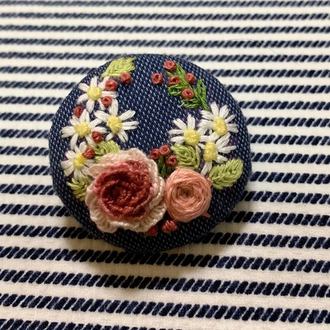 立体刺繍ブローチorヘアゴム 薔薇の花2