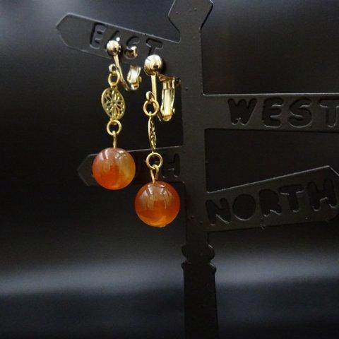 天然石オレンジカルセドニーのイヤリング