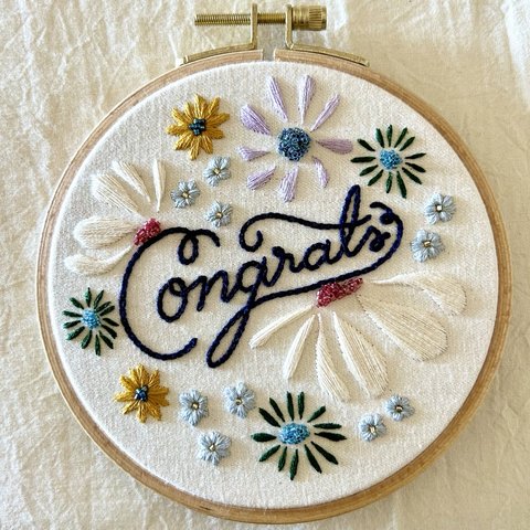 刺繍パネル    𖦥 congrats 𖦥 一点物