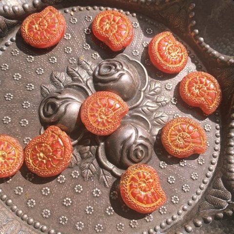 【2コセット】JIRI＊IVANA#czech beads#チェコビーズ　snail18✖️16㍉ tomato red/bronze