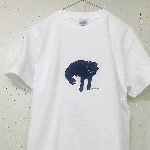 [Ｂ品]　仕事中のネコTシャツ・ホワイト