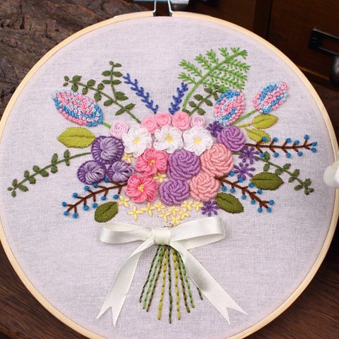 30花柄花模様　刺繍作成キット　お花シリーズ