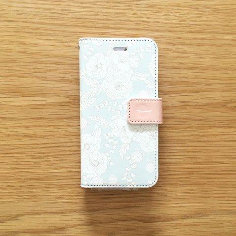 iPhoneSE3対応花柄・手帳型スマホケース／flowers_blue