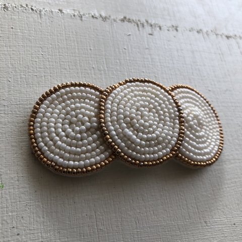 ビーズ刺繍スリーピン