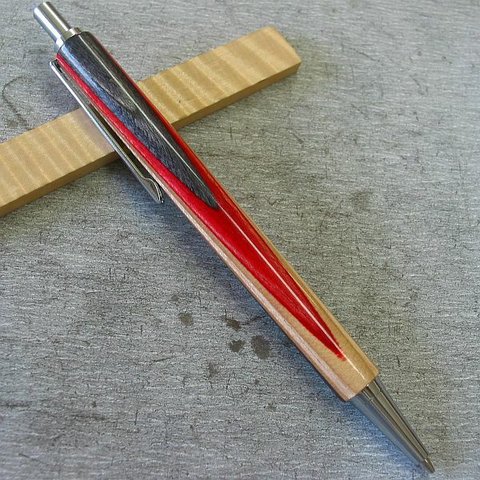 【スケボー廃デッキ】木軸シャープペン（0.5㎜）　ワンピースでカラフルで綺麗【即日発送】
