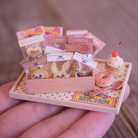 Colorful sweets box. Dot ver.