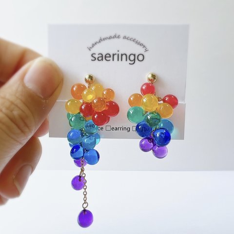 ［再販］　虹粒　ーRainbow dustー　送料無料　レジンの虹色イヤリング・ピアス　アシンメトリー　earrings 