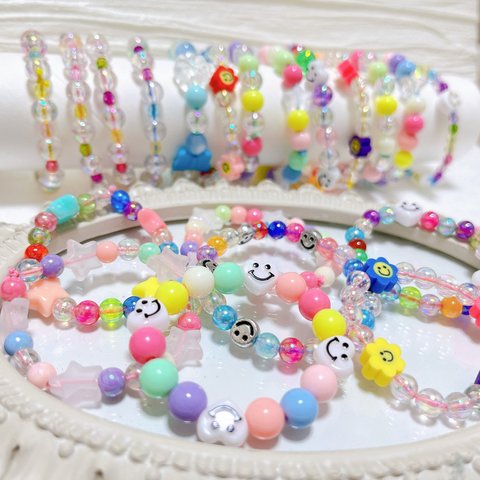 ☆*:.｡ ランダムブレスレット キッズアクセサリー.｡.:*☆