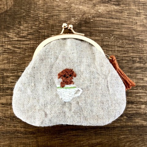 ティーカッププードル刺繍のリネンがま口