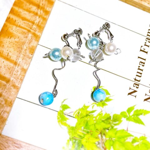 🦋🌧 流れゆく つららの雫 シルバーイヤリング 💙💍 ̖́-