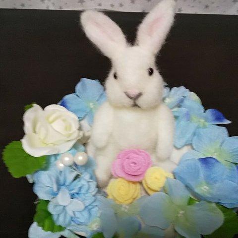 ウサギさんと初夏の花ミニリース兼置物