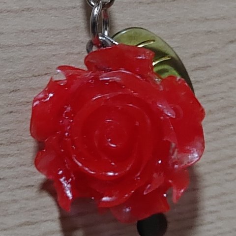 【ハンドメイド】赤薔薇 バッグチャーム