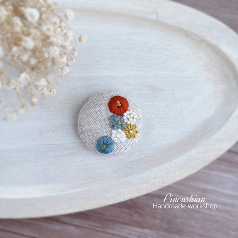 【花のロンド】ヘアゴム・ブローチ・ストールピン　リネン・手刺繍　