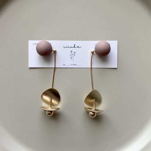 (sale)mat gold × dusty pink pierce/ マットゴールドピアス