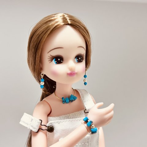 リカちゃん　アクセサリー　ターコイズ　4点セット　ピアス　ネックレス　バングル　小物　①