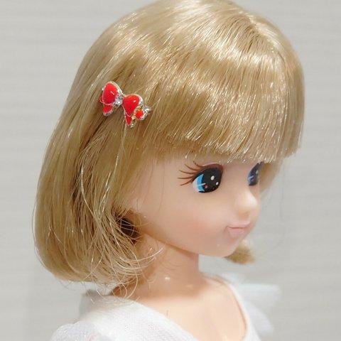 235リカちゃん 小ぶりなリボンのヘアピン（赤）゜0703