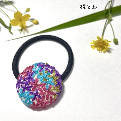 ❖糸と小花の刺繍ヘアゴム❖