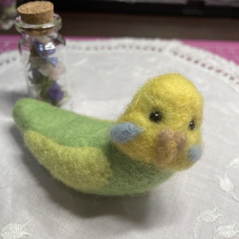 羊毛フェルト　セキセイインコ