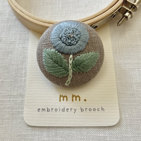 お花の刺繍ブローチ 