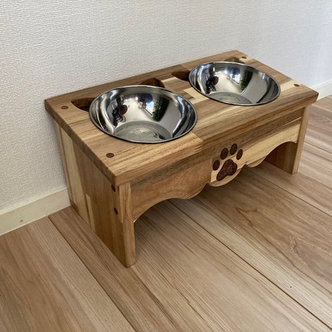 ペット用食卓 （猫＆小型犬仕様）は身体にやさしい食事姿勢が保てます!!　新作品❣  送料無料‼