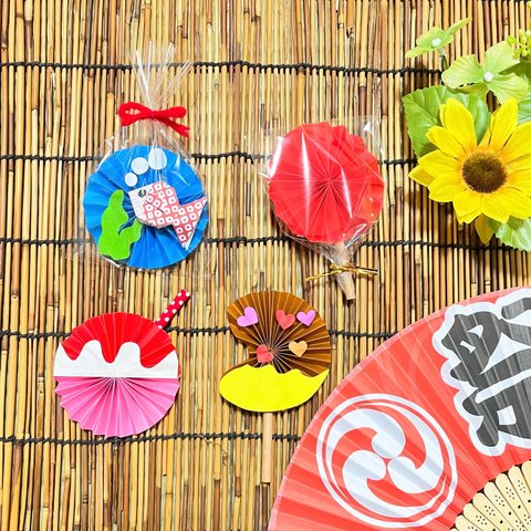 【新作】折り紙　　夏祭り　ペーパーファン　壁面飾り　おうち縁日　プレゼント　景品