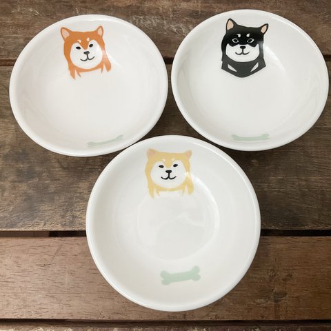 【新作】柴犬 豆皿 ★ 赤柴 黒柴 しょうゆ皿 薬味 漬物 珍味 餃子 おやつ皿 ちゅーる 離乳食 7.6cm