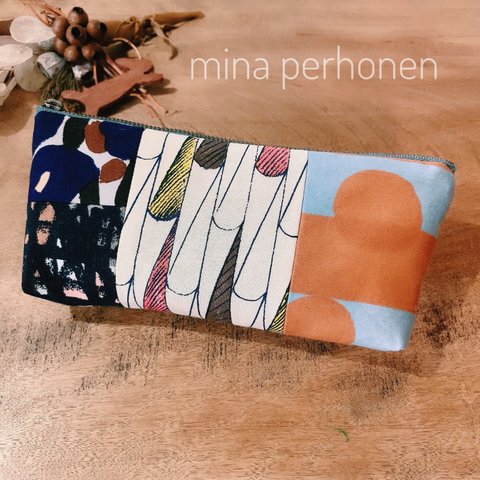 mina perhonen かけらのマチ付きポーチ ✧*̣̩⋆̩☽⋆゜