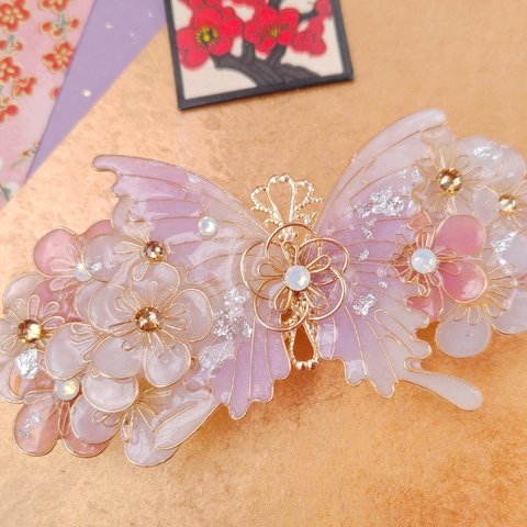 （A）縁神様の蝶と梅のバレッタ（hair ornaments of  butterfly〜goddess first love〜）