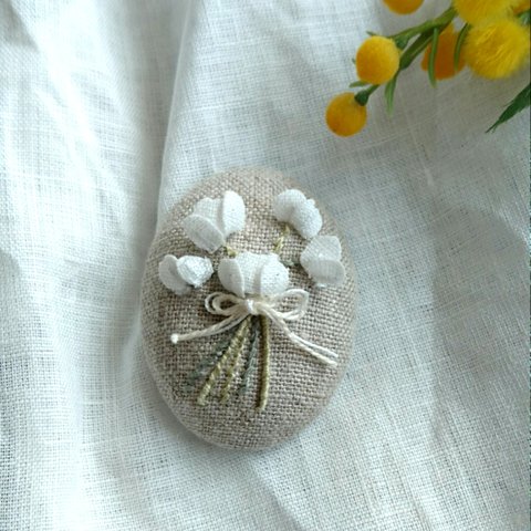 《受注製作》刺繍ブローチ flower bouquet