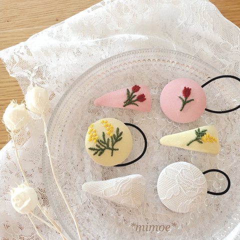 ❁ 選べる2点❁ 刺繍とレースのヘアアクセサリー(さんかくパッチン&くるみぼたんゴム)