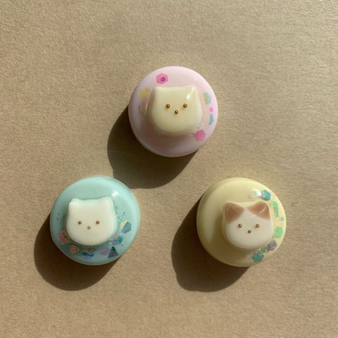 【マグネット】ねこ/３色セット/直径2cm/レジン