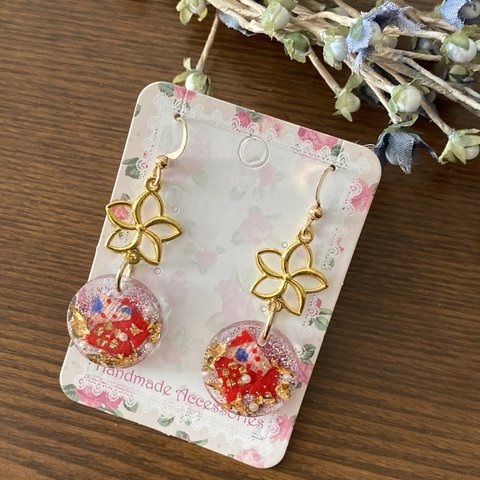 レジン　アクセサリー　和のピアス　キラキラ