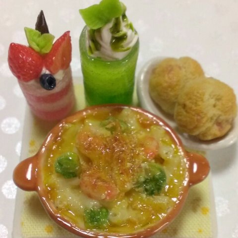 ﾐﾆﾁｭｱ・ﾏｶﾛﾆ海老ｸﾞﾗﾀﾝ&ｸﾘｰﾑｿｰﾀﾞ