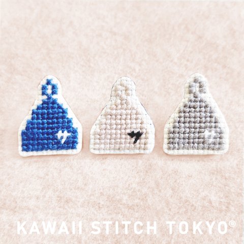 サウナハット【ブローチ】バッチ バッジ サウナ お風呂 北欧 キャンプ フェス 刺繍 かわいい クロスステッチ ポップ オーダーメイド