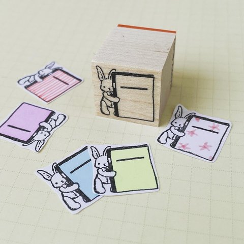 うさぎのぬいぐるみ（ノート）　スタンプ【20㎜×20㎜】