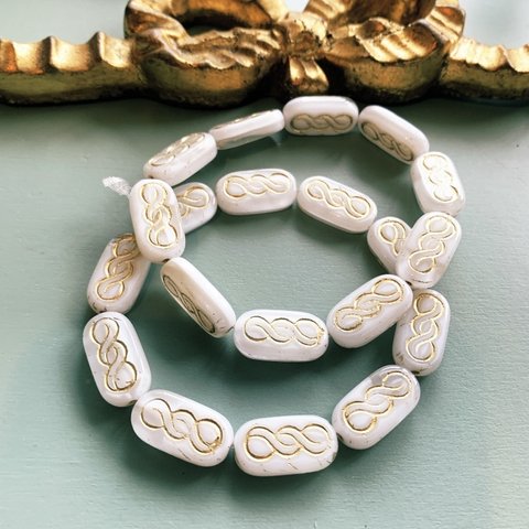 【2コセット】JIRI＊IVANA#czech beads#チェコビーズ　Asklepios oval18✖️9㍉ white/bronze