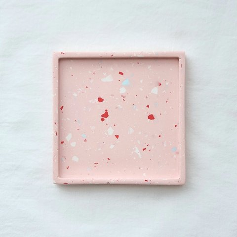 Square tray / 四角形トレイ - Pink Soda