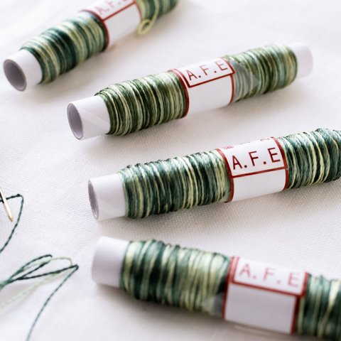 【花刺繍キットの素材です】Art Fiber Endoのシルクぼかし刺繍糸﻿ No.113 （一本 20m)