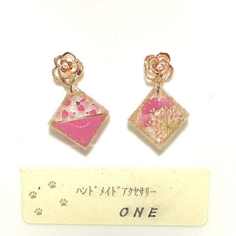 ピンク花　イヤリング　ピアス